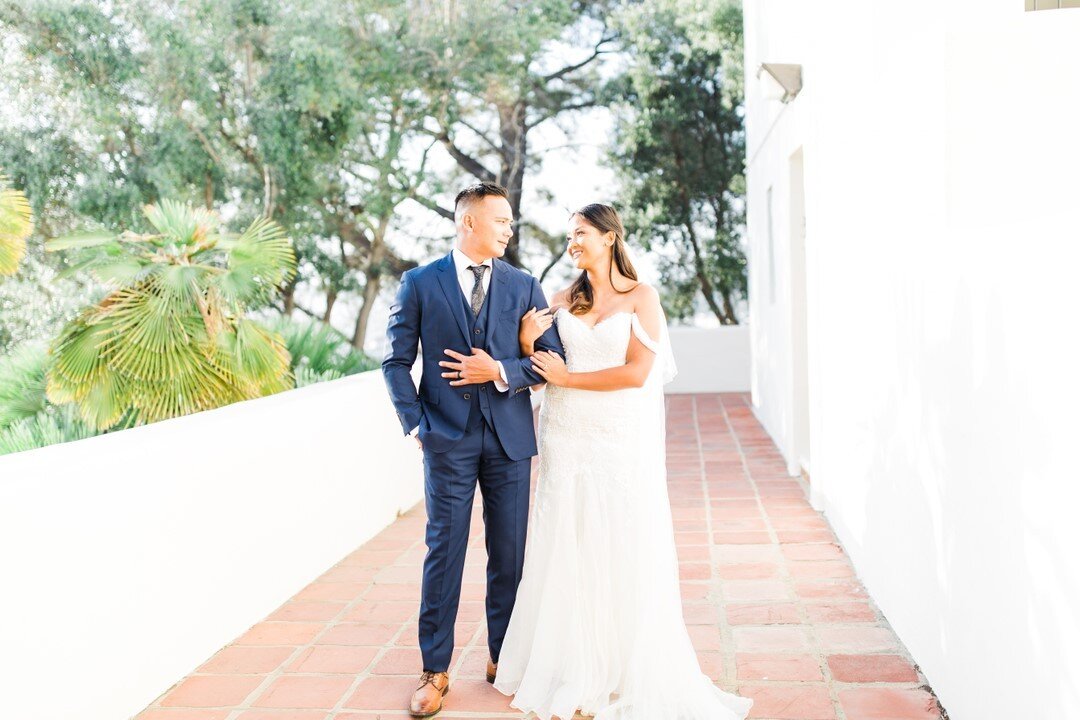 I honestly think my favorite part of wedding days is admiring how my couples look at each other ✨⠀⠀⠀⠀⠀⠀⠀⠀⠀
⠀⠀⠀⠀⠀⠀⠀⠀⠀
Venue: @juniperoserraevents⠀⠀⠀⠀⠀⠀⠀⠀⠀
Wedding Dress: @jinzabridal⠀⠀⠀⠀⠀⠀⠀⠀⠀
Tuxedo: @balanicustom⠀⠀⠀⠀⠀⠀⠀⠀⠀
Engagement Ring: @davidlevia